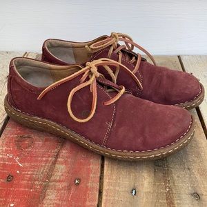 BORN Maroon Suede Leather Oxford Lace Up Shoe 8.5
